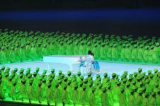 自从盘古开天地，三皇五帝到如今「北京奥运开幕式节目」